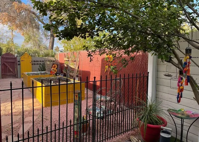Encanto Cactus Flower Casita Holiday home Phoenix