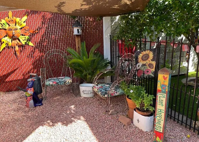 Encanto Cactus Flower Casita * Phoenix